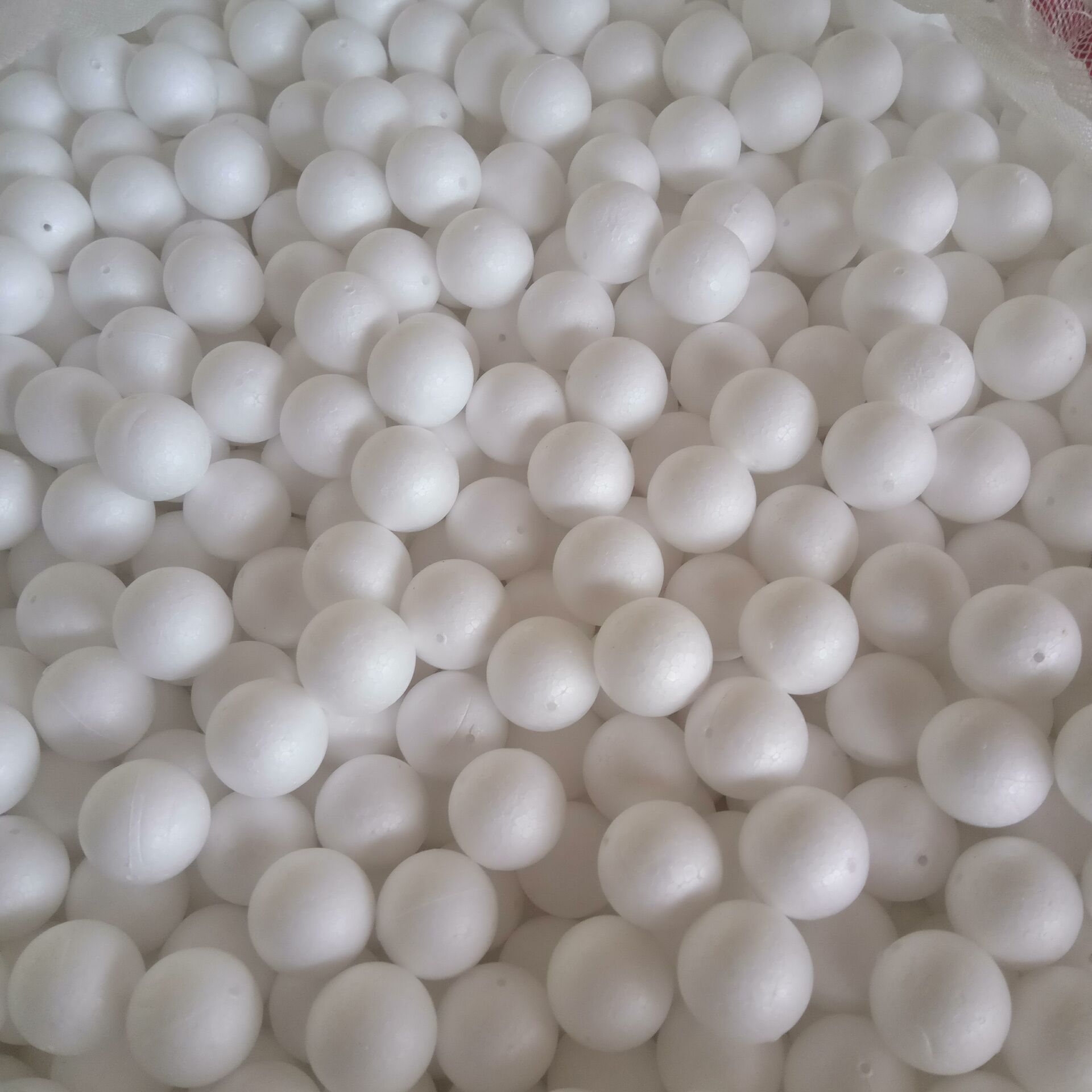 Foam particles (2).jpg