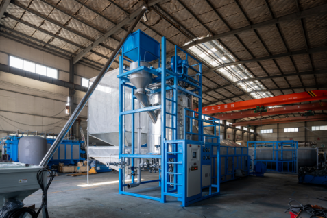 Dongshan Plastic Machinery fully automatic intermittent pre-foaming machine helps companies easily start production